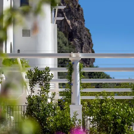 Borgo Santandrea מלון אמאלפי