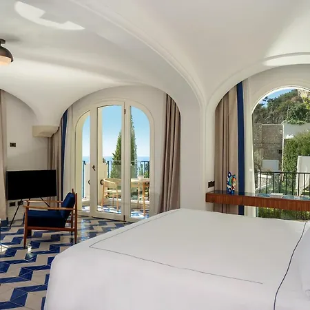 Borgo Santandrea Hotell 5*