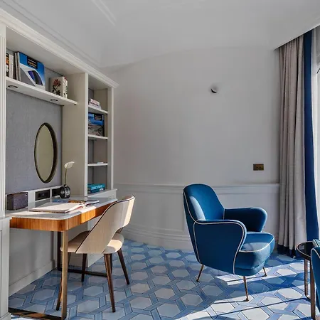 Borgo Santandrea מלון 5*