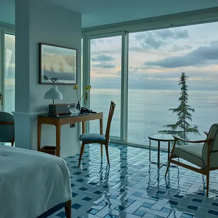 Borgo Santandrea Hotell 5*