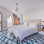 Hotel Borgo Santandrea 5*