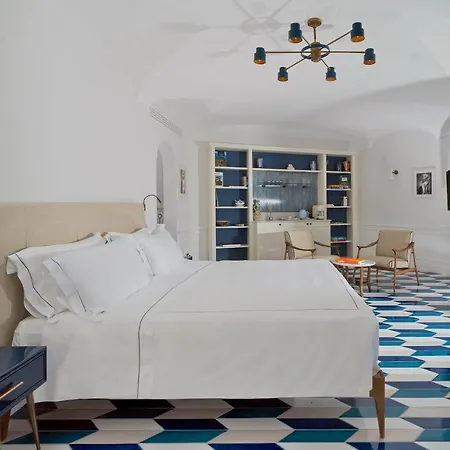 Hotel Borgo Santandrea 5*