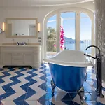 Hotel Borgo Santandrea 5*