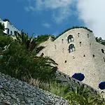 Hotel Borgo Santandrea 5*