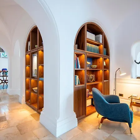 Borgo Santandrea ホテル
