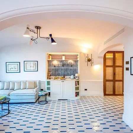 Borgo Santandrea Hotel 5*