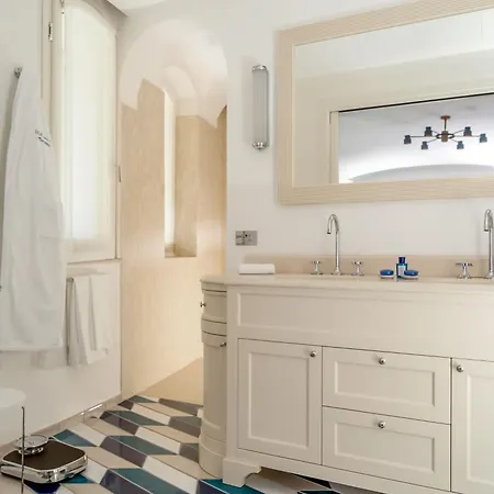 Borgo Santandrea Hotel