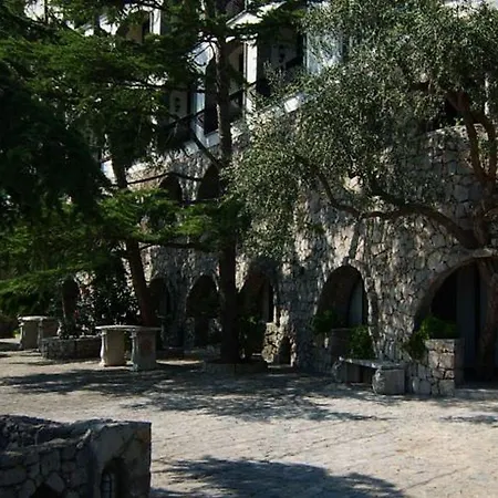 ホテル Borgo Santandrea アマルフィ